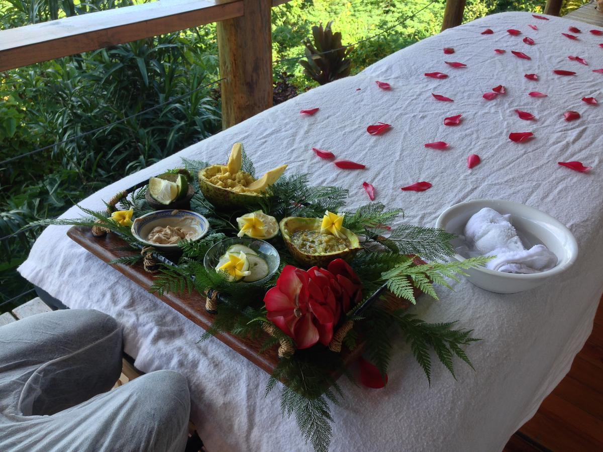 Naveria Heights Lodge Savusavu Kültér fotó